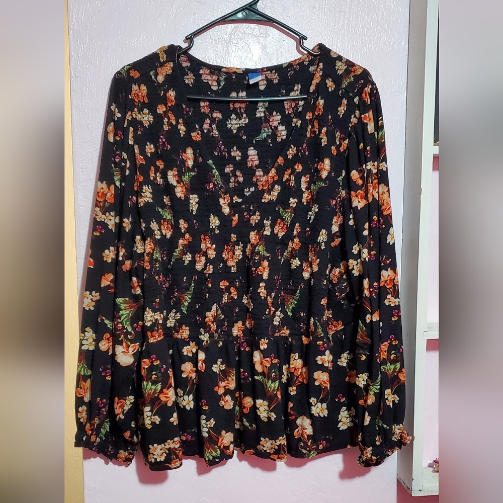 (make offer)old navy floral top